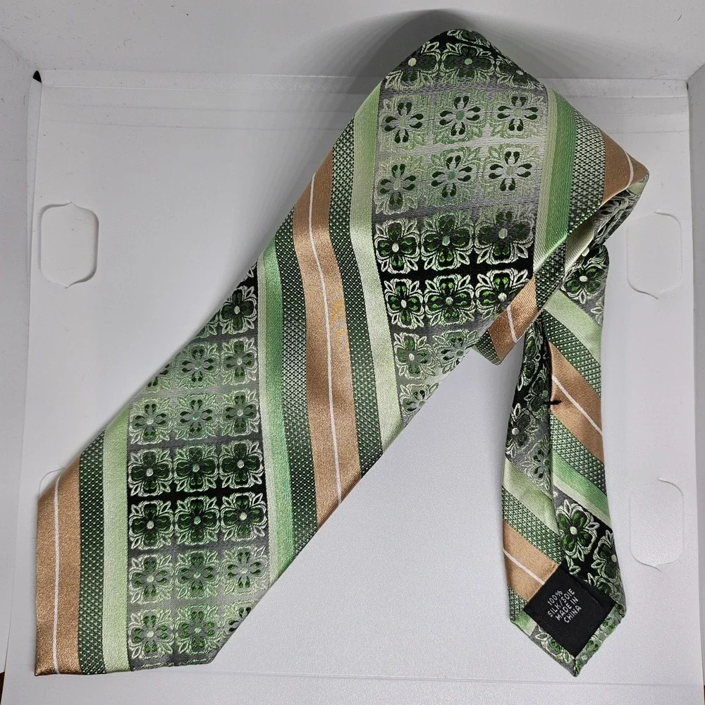 Vintage Necktie Green Bronze 100% Silk Striped Floral Medallion Textured 3x58